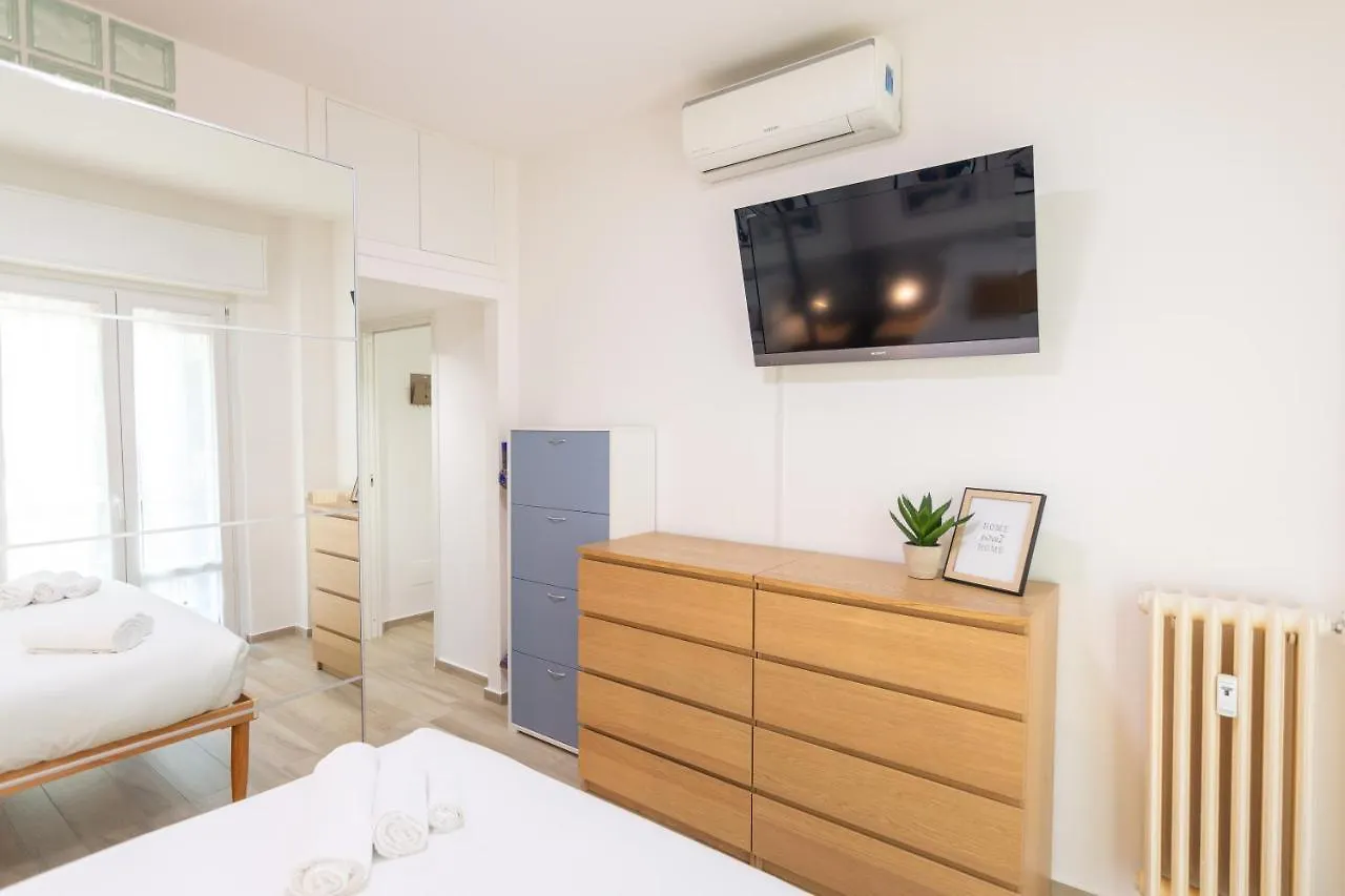 Apartment Isola-Zara Modern Apartment, Duomo In 10Min Milan Italy