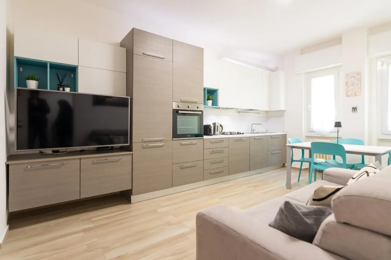 Isola-Zara Modern Apartment, Duomo In 10Min Milan