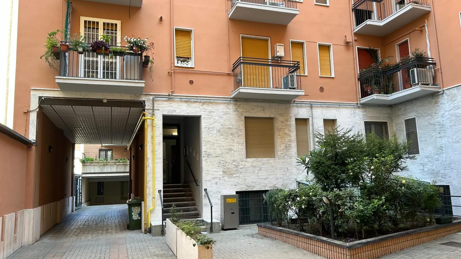 Apartment Isola-Zara Modern Apartment, Duomo In 10Min Milan